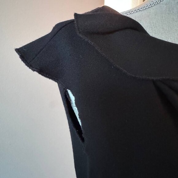 SUZI CHIN Stretchy Little Black Dress with a Twist - Size 6 - Picture 6 of 9